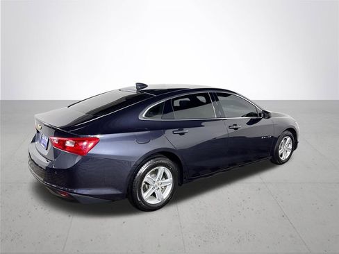 Used 2022 Chevrolet Malibu LS w/ Driver Confidence Package II image 6