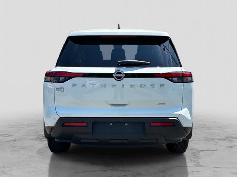 Certified 2025 Nissan Pathfinder S AWD/4WD image 6