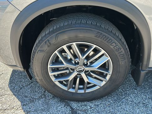 Certified 2023 Nissan Rogue S image 8