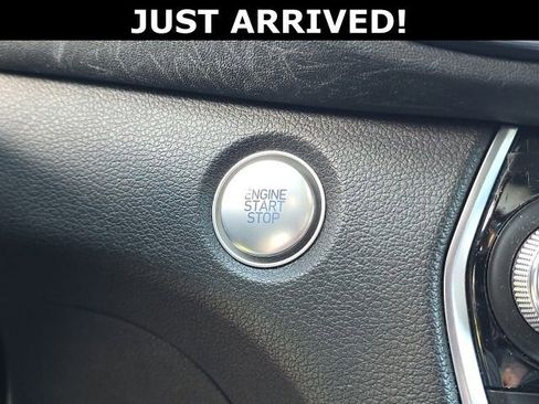 Used 2019 Hyundai Santa Fe FWD image 18