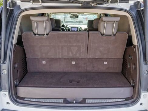 Used 2018 GMC Yukon Denali w/ Open Road Package AWD/4WD image 15