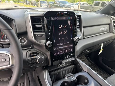 New 2026 RAM 1500 4x4 Crew Cab image 26