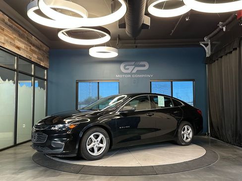 Used 2018 Chevrolet Malibu LS FWD image 7
