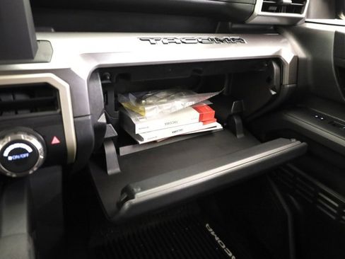 Certified 2025 Toyota Tacoma SR5 image 22