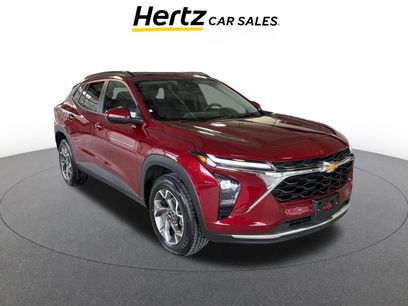 Used 2025 Chevrolet Trax LT
