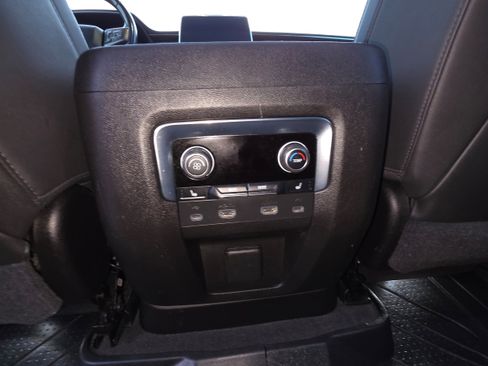 Used 2021 Chevrolet Suburban High Country AWD/4WD image 26