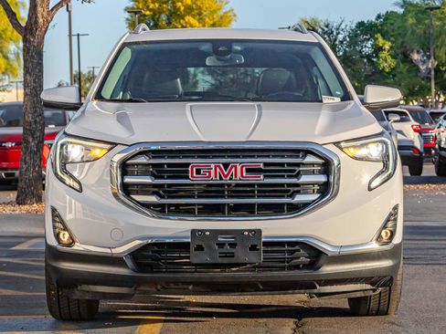Used 2020 GMC Terrain SLT image 4