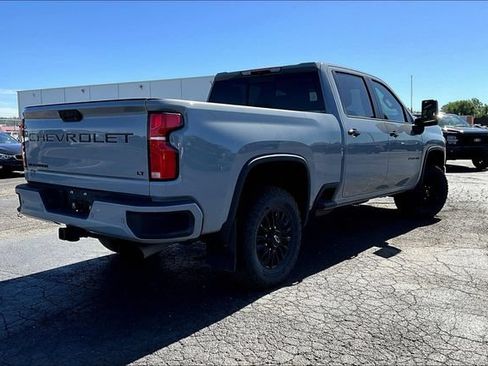 Used 2024 Chevrolet Silverado 2500 LT w/ Z71 Sport Edition AWD/4WD image 4