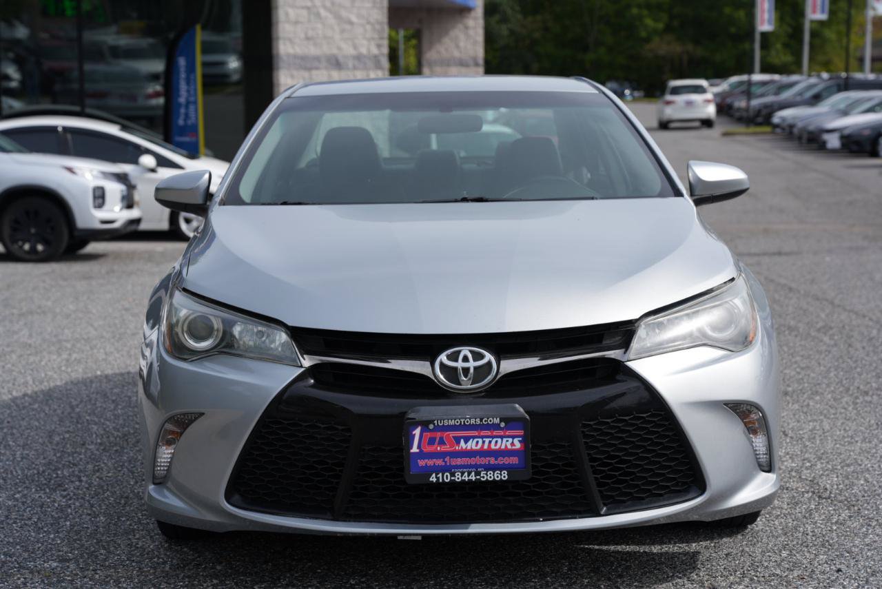Used 2015 Toyota Camry SE FWD image 2