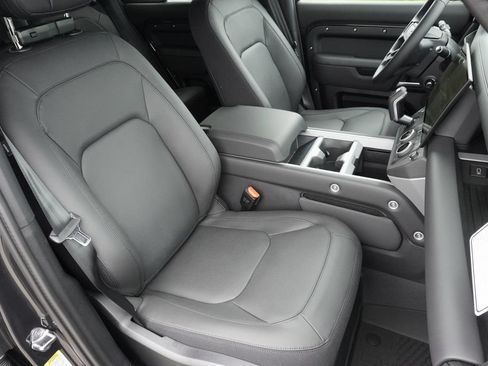 New 2026 Land Rover Defender 110 X AWD/4WD image 24