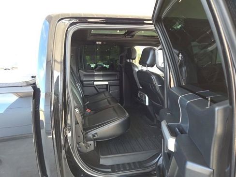 Used 2019 Ford F150 Lariat w/ Equipment Group 502A Luxury AWD/4WD image 45