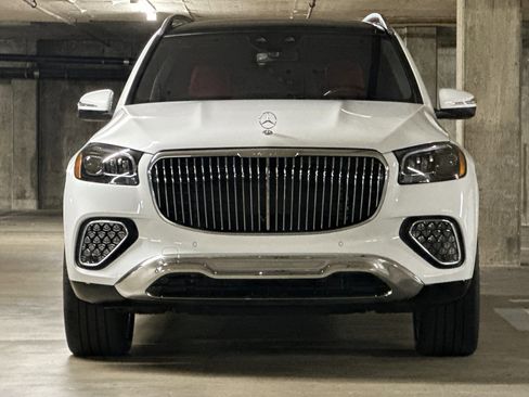 New 2026 Mercedes-Benz Maybach GLS 600 4MATIC image 5