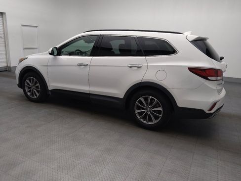 Used 2017 Hyundai Santa Fe SE image 3