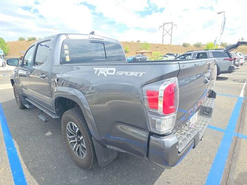 Used 2021 Toyota Tacoma TRD Sport w/ Technology Package RWD image 2
