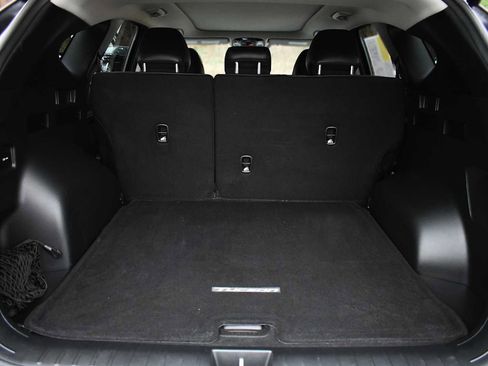 Used 2022 Hyundai Tucson Limited image 8