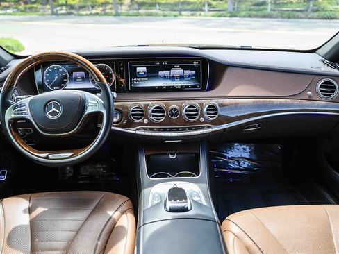 Used 2016 Mercedes-Benz S 550 4MATIC Sedan image 11