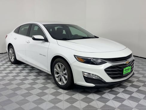 Used 2025 Chevrolet Malibu LT image 7