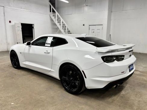 Used 2022 Chevrolet Camaro SS RWD image 5