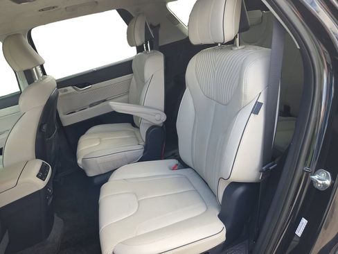 Used 2023 Hyundai Palisade Calligraphy FWD image 13
