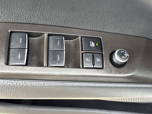 Used 2023 Toyota Camry XSE image 19