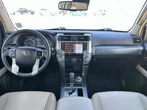 Used 2020 Toyota 4Runner SR5 Premium w/ Moonroof Package image 33