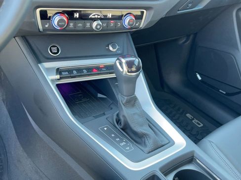 Certified 2025 Audi Q3 2.0T Premium Plus w/ Premium Plus Package image 19