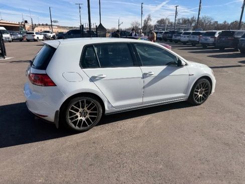 Used 2016 Volkswagen GTI SE image 14