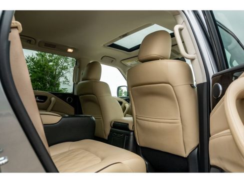 Used 2024 Nissan Armada Platinum w/ Captain's Chairs Package AWD/4WD image 20