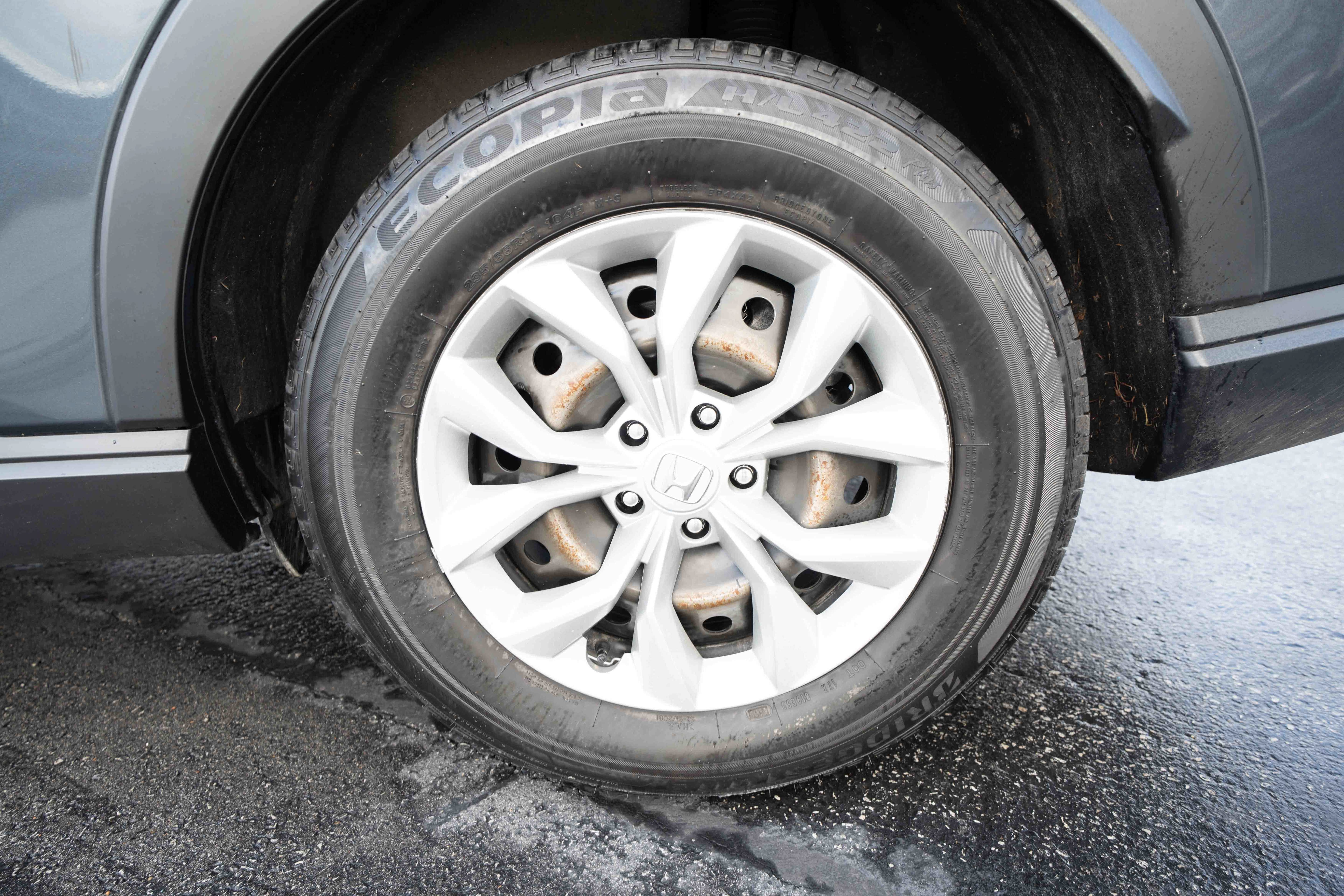 Used 2025 Honda CR-V LX image 29