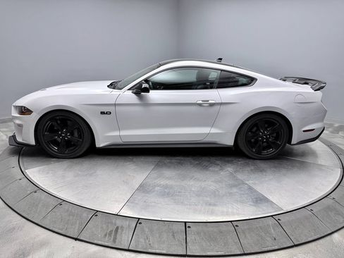 Used 2021 Ford Mustang GT Premium w/ Black Accent Package RWD image 7