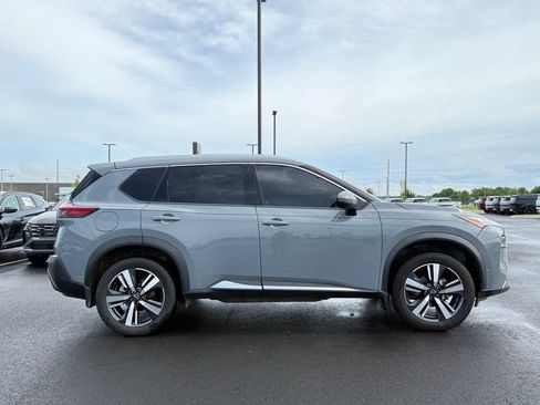 Used 2023 Nissan Rogue SL w/ SL Premium Package AWD/4WD image 4