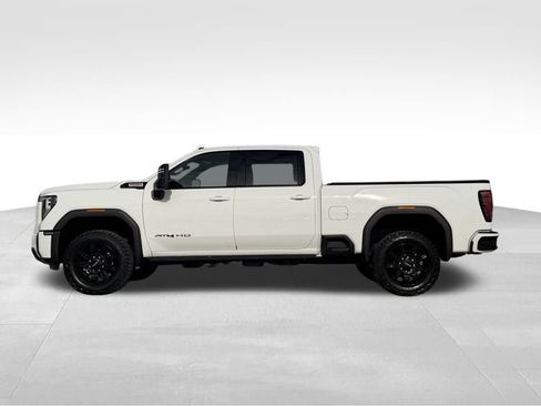 Used 2024 GMC Sierra 2500 AT4 w/ AT4 Premium Plus Package image 6