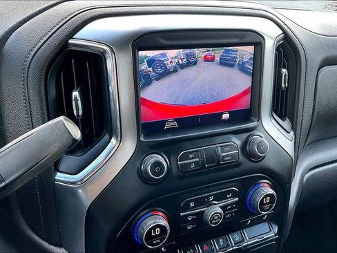 Used 2021 Chevrolet Silverado 1500 LT AWD/4WD image 15