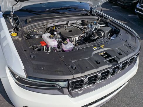 New 2026 Jeep Grand Cherokee Summit AWD/4WD image 40