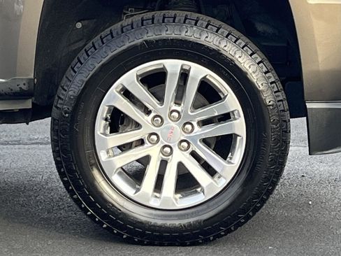 Used 2017 GMC Canyon SLT w/ Driver Alert Package image 27