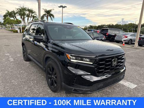 Certified 2025 Honda Pilot Black Edition image 7