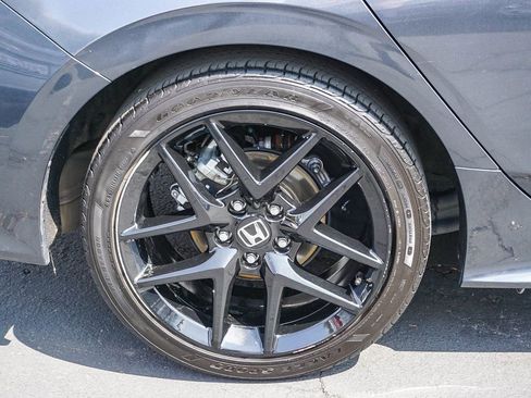 Used 2024 Honda Civic Sport image 8