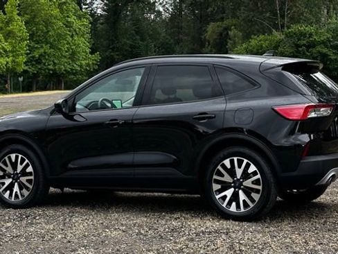 Used 2020 Ford Escape SE Sport AWD/4WD image 7