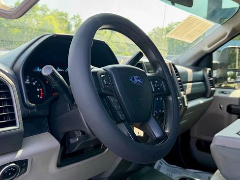 Used 2019 Ford F250 XL w/ XL Value Package AWD/4WD image 17