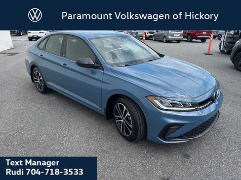 New 2026 Volkswagen Jetta Sport FWD image 4