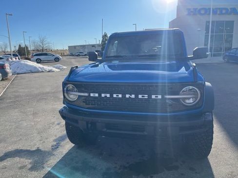 Used 2023 Ford Bronco Wildtrak image 10