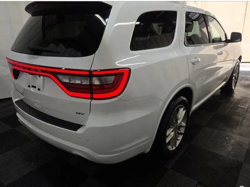 Used 2022 Dodge Durango GT RWD image 2
