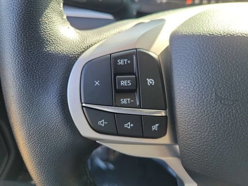 Certified 2022 Ford Explorer XLT w/ Equipment Group 202A RWD image 5
