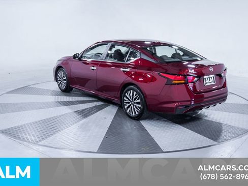 Used 2025 Nissan Altima 2.5 SV image 7