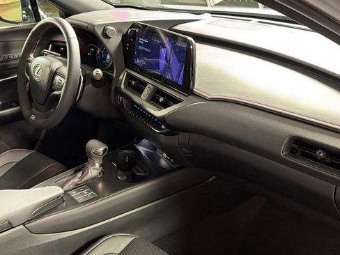 Used 2024 Lexus UX 250h F Sport image 11