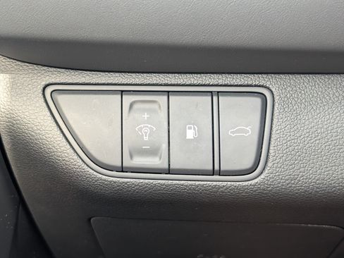 Used 2026 Genesis G70 2.5T RWD image 14