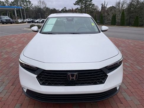 Certified 2023 Honda Accord EX image 31