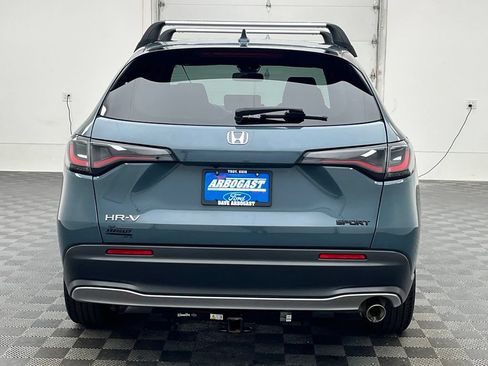 Used 2024 Honda HR-V Sport image 9
