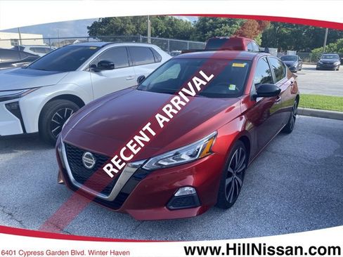 Certified 2019 Nissan Altima 2.5 SR FWD image 1