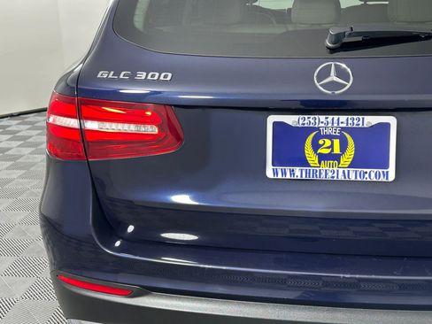 Used 2019 Mercedes-Benz GLC 300 GLC 300 4MATIC Sport Utility 4 image 13